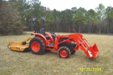 559596-Tractor 35 KB.JPG