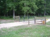 560931-Gate1.jpg
