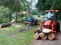 Kubota B3030 & Ford EM.JPG