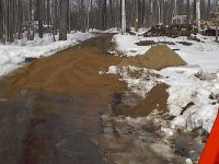 385313-Getting dirty.jpg