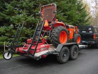 654969-Kubota on trailer.jpg