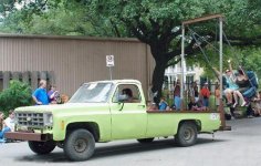 481733-swingcar.jpg