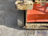 70100-7.jpg
