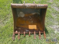 7048-6.jpg