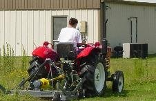YANMAR_2500_W_FINISH_MOWER_WORKING_RR-226x146.jpg