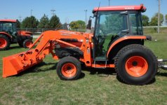 kubota loader callouts.jpg
