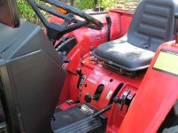 830258-tractor.jpg