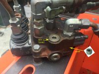 B2710_rear_hydraulics90mod.jpg