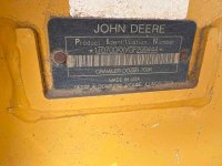 201049-13.jpg