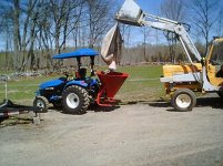 265974-loading spreader.jpg
