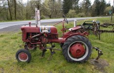 630479-tractor.jpg