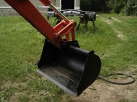 672990-24_inch_bucket4.jpg