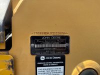 205106-17.jpg