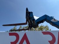 205102-16.jpg