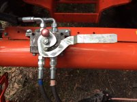 Kubota L6060 quick connect.jpg