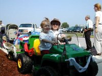 836041-Jul02ParadeKS resize.jpg