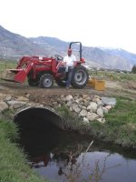 637988-tractor03.jpg