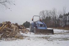 799097-TractorWood2.jpg