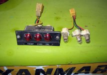 802253-IMG_5916rYM-DashLights.jpg