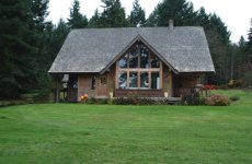 766206-housefront.jpg