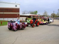 847483-floats1.JPG