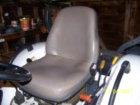 bobcat seat 003.JPG