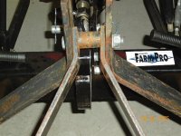 727757-homier quick hitch 009.jpg