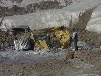 35-223319-SunkKomatsuexcavator.jpg