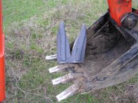 852871-buckteeth1.jpg
