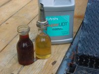 736064-Kubota oil change.jpg