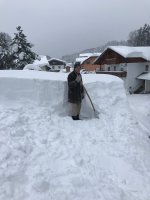 Austria Snow January 2019 roof.JPG