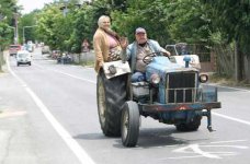 3-wheels-tractor.jpg