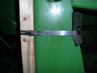 815773-front supports.jpg