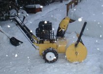 823847-snowblower.JPG