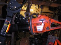 chain saw holder.jpg