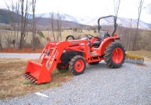 tractor 007a.JPG