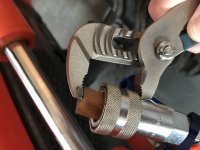 Fitting Pincher 2.jpg