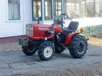 Yanmar YM186D 035 (Small).jpg