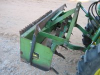 sand float in storage position.jpg