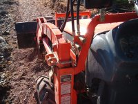 Tractor 2.jpg