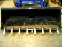 New Holland 5.JPG