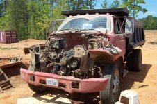 Dump Truck engine rebuild 002 (Small).jpg
