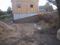 retwallfooting.JPG