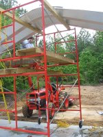 Tractor and Scoffolding.JPG
