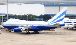 Luxury747-VP-BLK.jpg