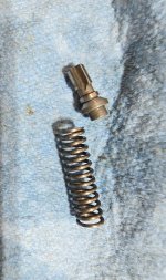 injector deliveryvalve and spring.jpg
