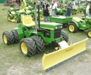 37-57153-ArticulatedLawnTractor1.jpg