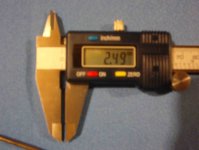 Hanger 2.5mm guage for finger distance.jpg