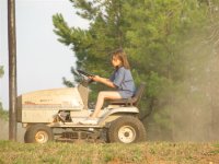 Alissa Mowing, Apr 2007.jpg