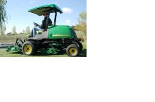 JOHN DEERE2.JPG